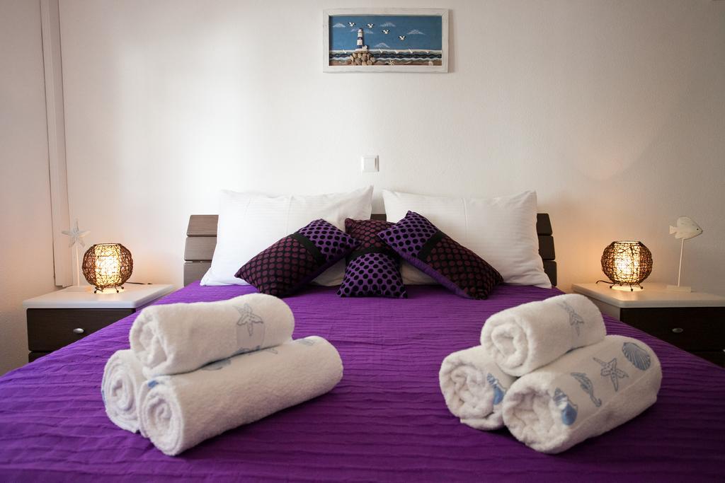 Apartments Mediterranea With Heated Pool Pisak Exterior photo